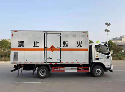 滨城爆破器材运输车